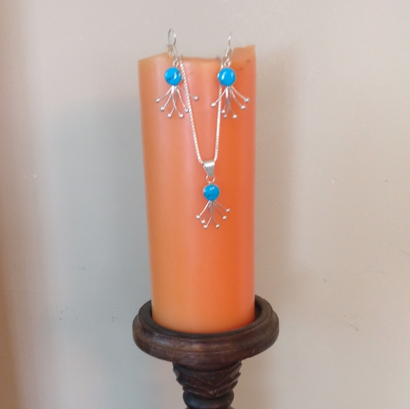 925 Silver and Turquoise Charm and Earrings Set - Picture 4 of 4